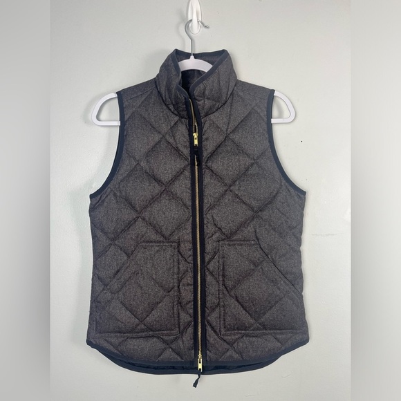 J. Crew Factory Textured Quilted Puffer Vest Gray Size xs - Picture 2 of 6